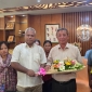 বিপ্লবী ওয়ার্কার্স পার্টির পক্ষ থেকে রাঙামাটি জেলা পরিষদ চেয়ারম্যান দীপন তালুকদারকে ফুলেল শুভেচ্ছা